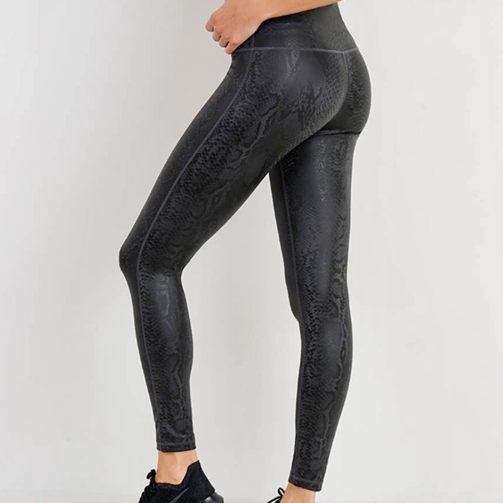 Mono B Black Snake Leggings NEW